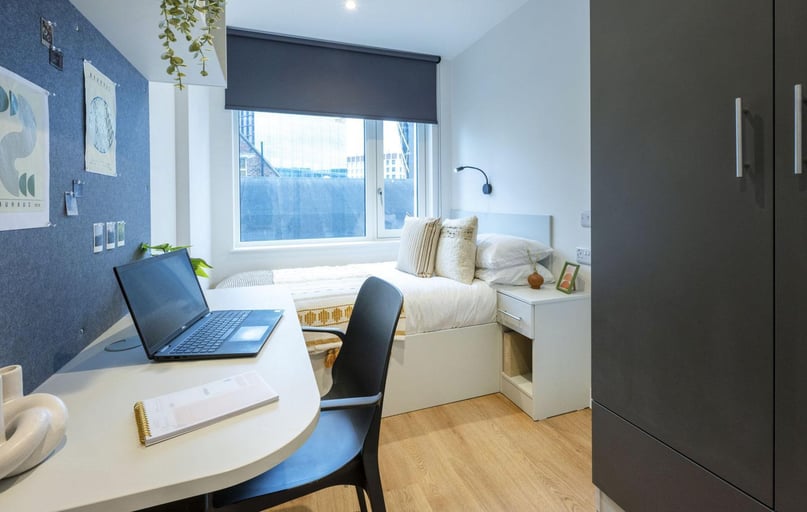 St James Boulevard, Newcastle Upon Tyne, Newcastle - Image 1